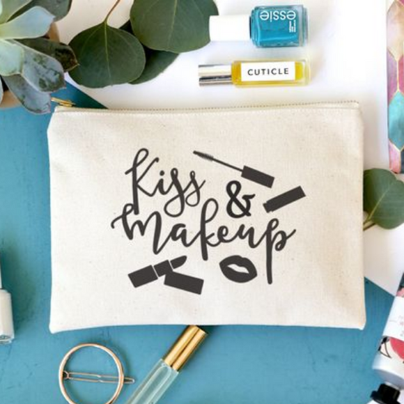 Kiss & Makeup