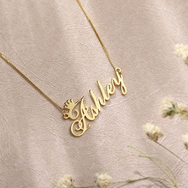 Gold Plated Name Pendant Crown –
